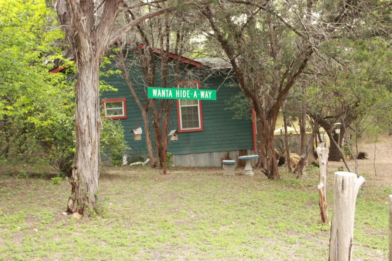 The Victorian Cottage At Creekside Camp & Cabins マーブル・フォールズ エクステリア 写真